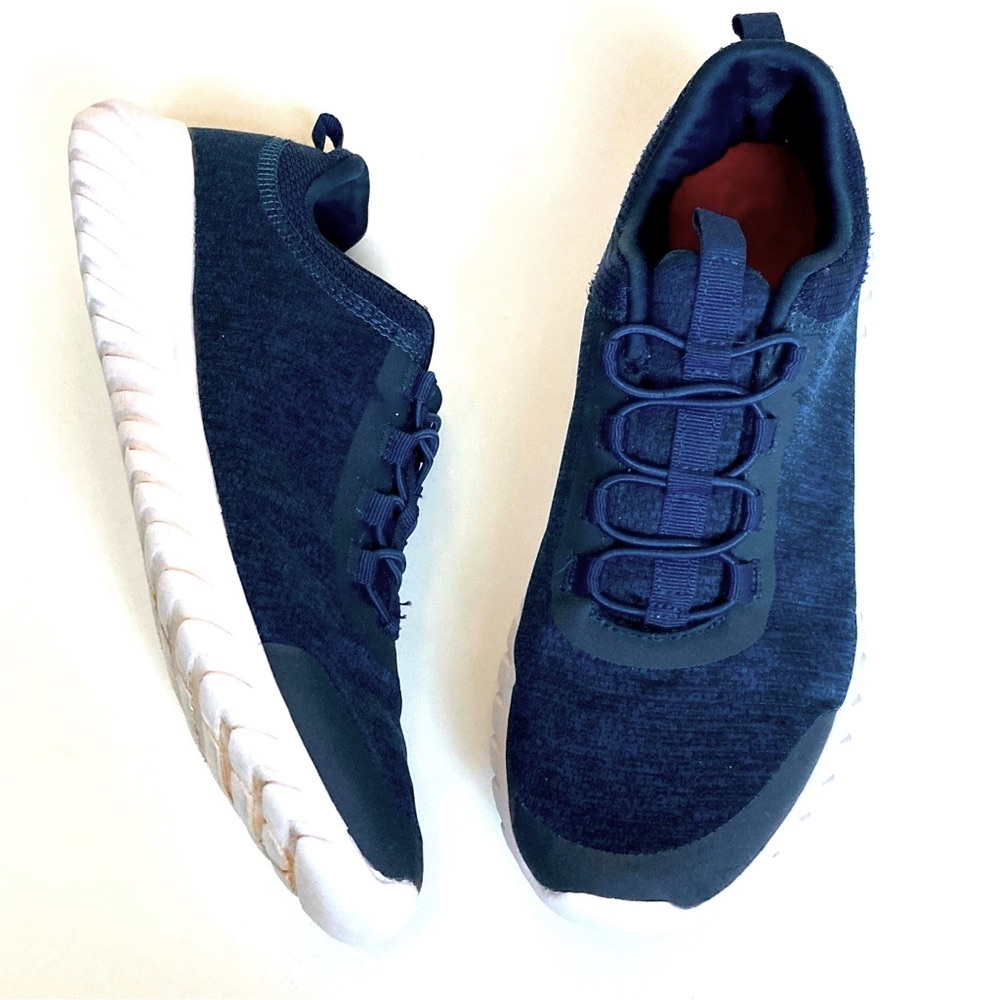 Athletic Works Men’s Navy Blue Slip-on Memory Foam Sneakers